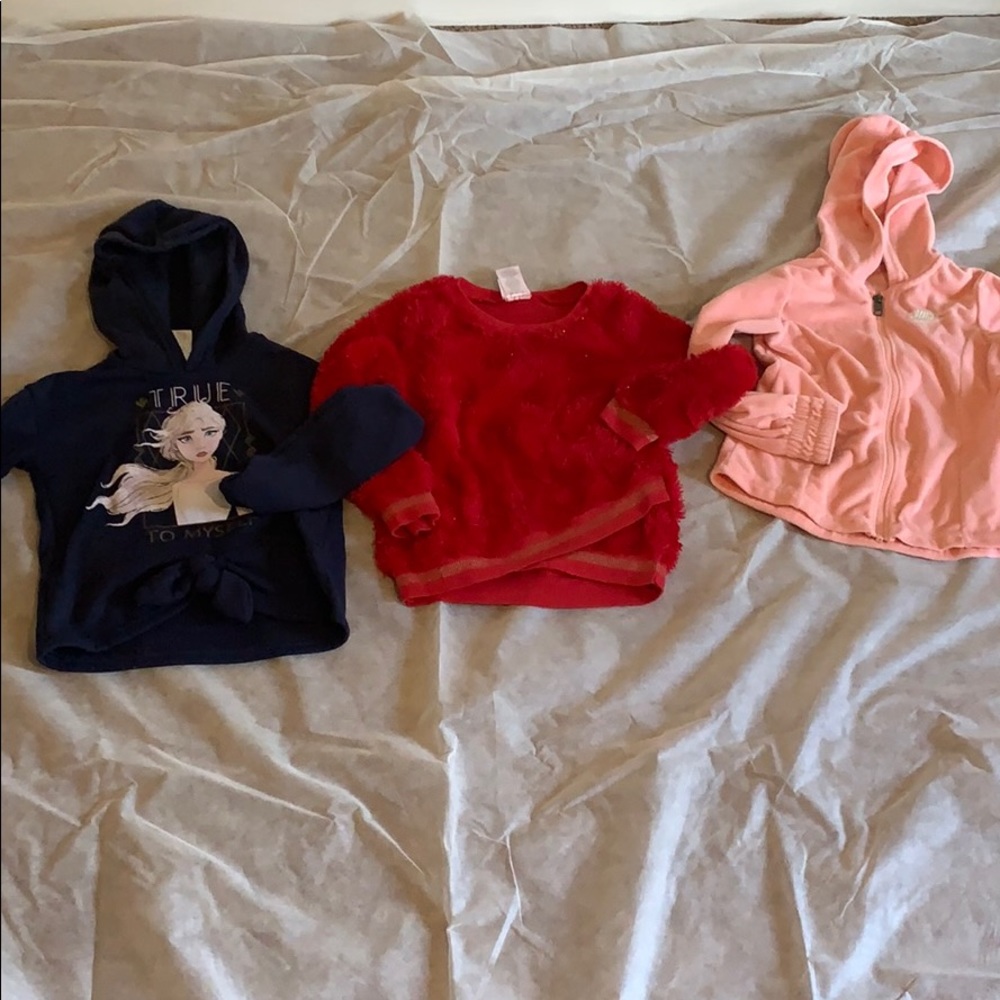 Gild Children Sweater and Hoodies size 6years